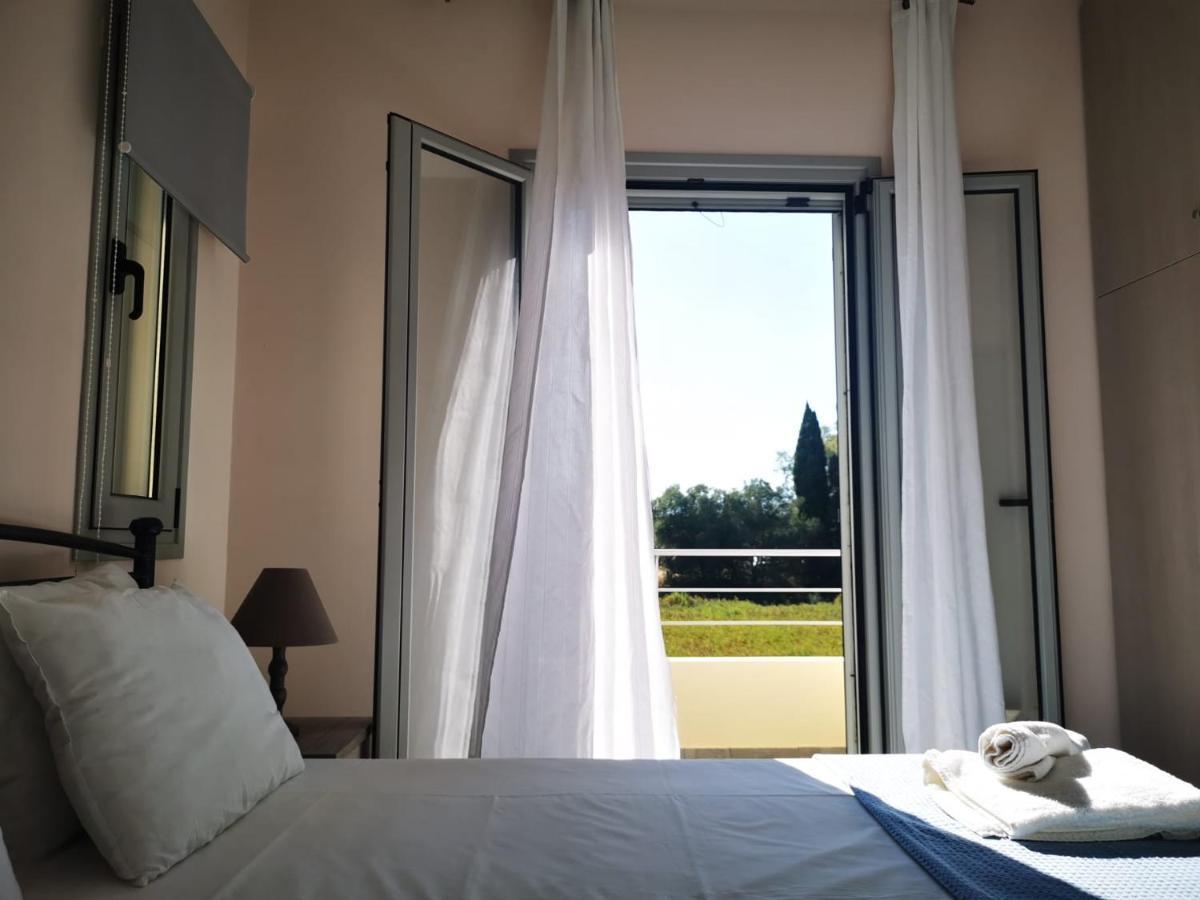 Villa XI House Xi Beach Esterno foto